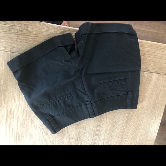 Shorts - Picture 2 of 3